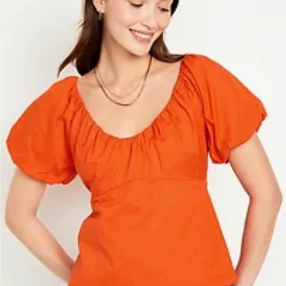 Old Navy Women's Bright Orange Blouse smocked off the shoulder size medium